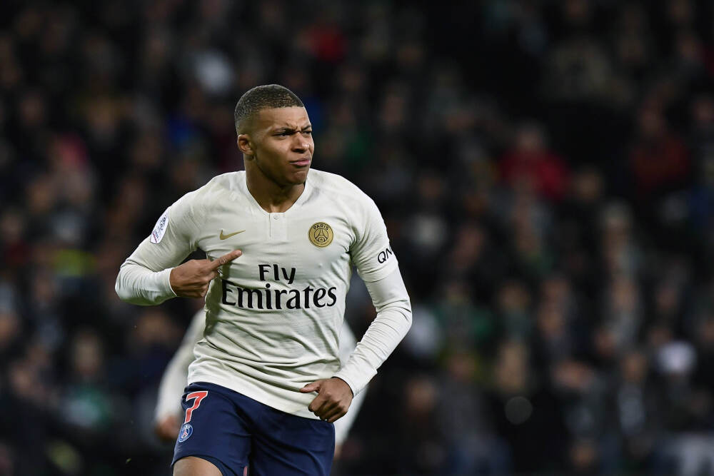 输球不怪技术差,就怕心里包袱大,国乒年轻人这关得自己闯